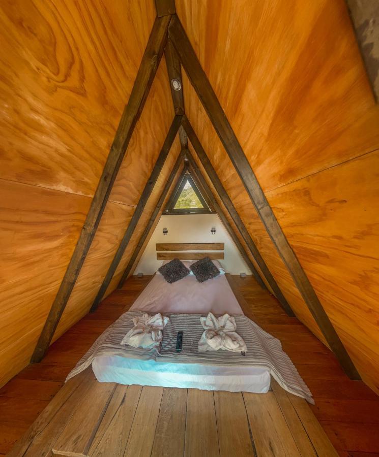 All Natural Glamping 科帕卡瓦纳 外观 照片